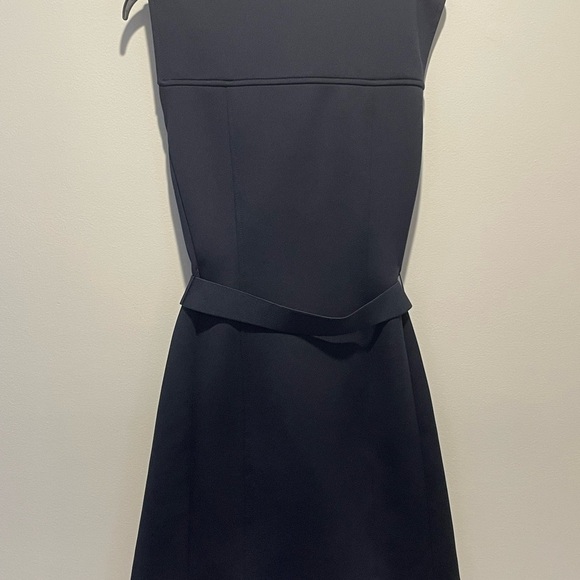 Tommy Hilfiger Navy Sleeveless Scuba Dress NWOT Size 8 - Picture 4 of 4